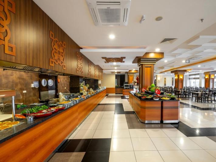 Titan Select Hotel Alanya