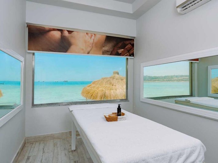 Hurghada utazás Sunny Days El Palacio