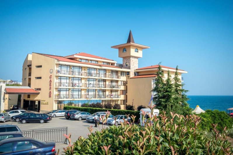 Szveti Vlasz utazás Tiva Del Mar Beach Hotel