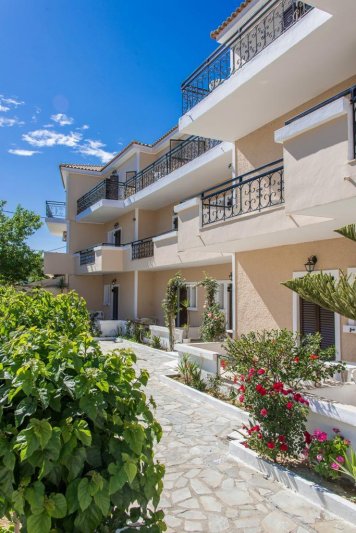 Zakynthos utazás Zante Plaza Hotel & Apartments