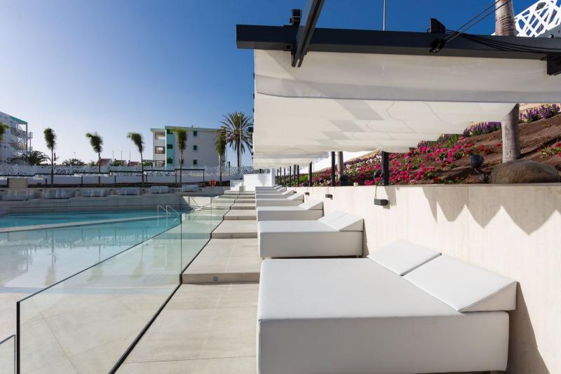 Gran Canaria Playa del Inglés utazás Luis Hotel Caserio