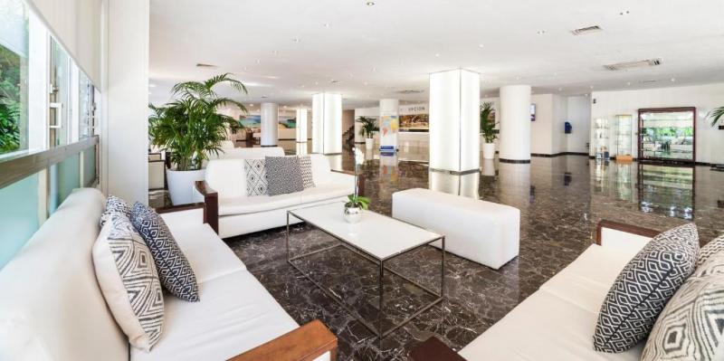 Mallorca Palmanova utazás Globales Mimosa