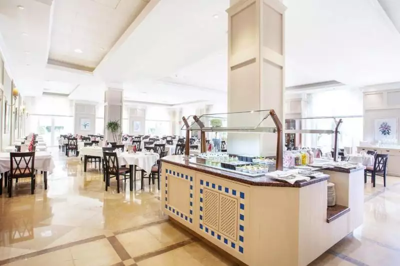Grupotel Macarella Suites Menorca