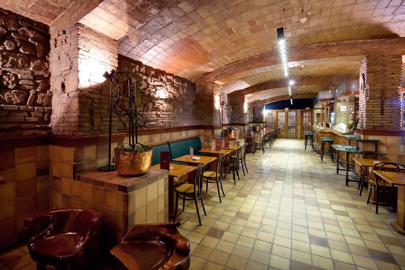 Barcelona utazás Hotel Rialto