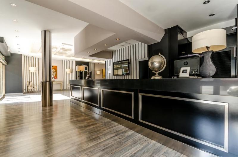 Sevilla utazás Virgen de los Reyes Hotel