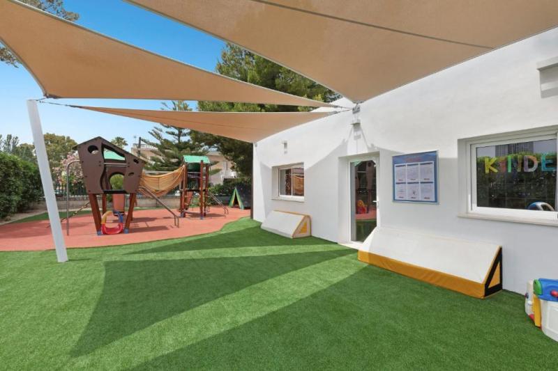 Mallorca Playa de Muro utazás Aluasun Continental Park Hotel