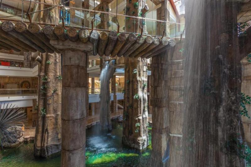 Costa Del Sol Benalmadena utazás Holiday World Polynesia