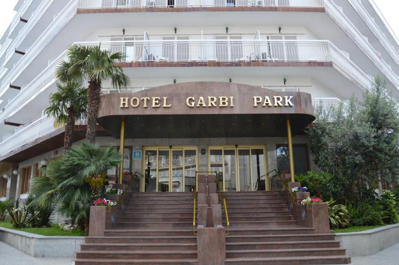 Costa Brava Lloret de Mar utazás Hotel Garbi Park