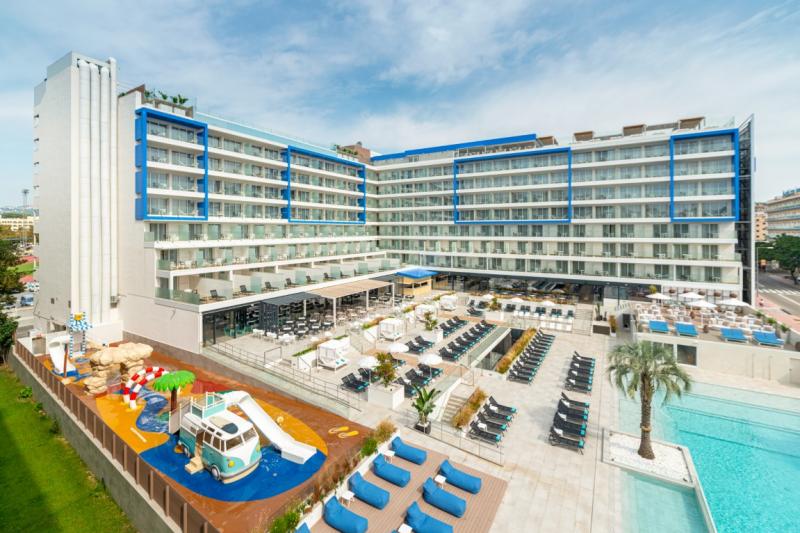 Costa Brava Lloret de Mar utazás Hotel L Azure