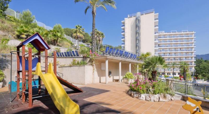 Costa Brava Calella utazás Hotel Oasis Park Splash