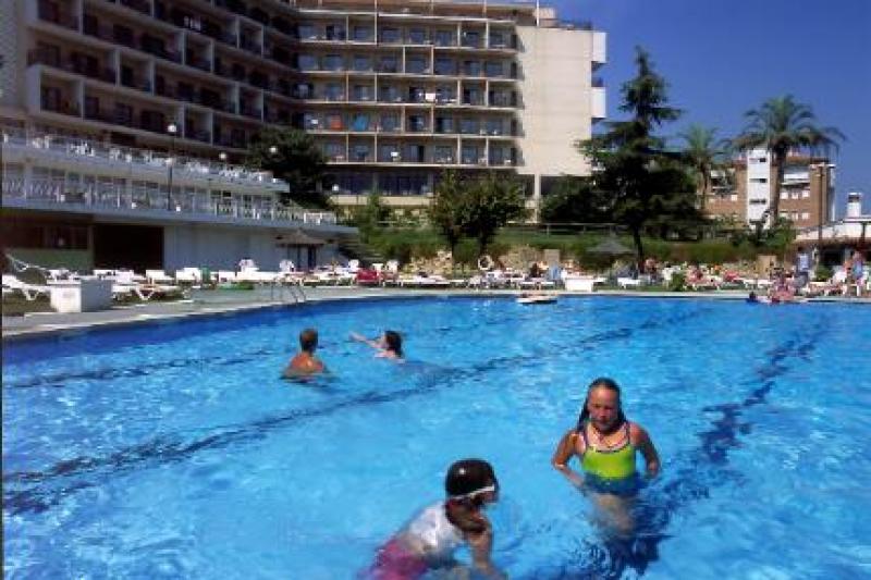 Costa Brava Lloret de Mar utazás Hotel Samba