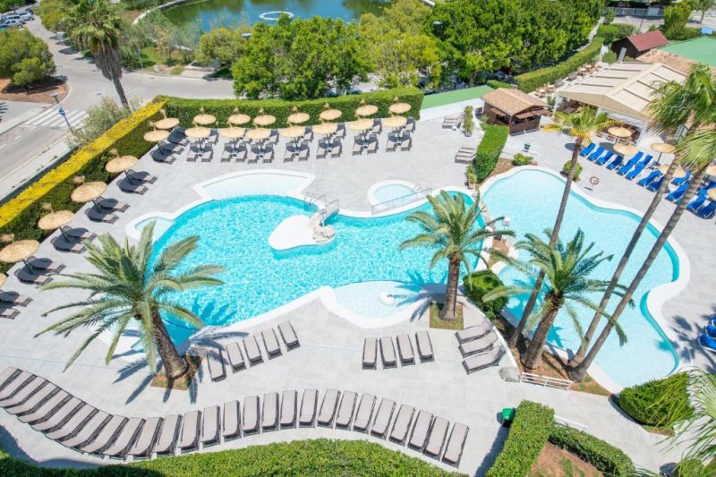 Mallorca utazás Aparthotel Alcudia Beach