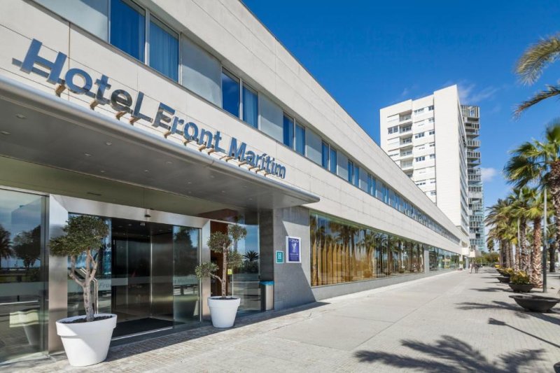 Barcelona utazás Hotel Front Maritim