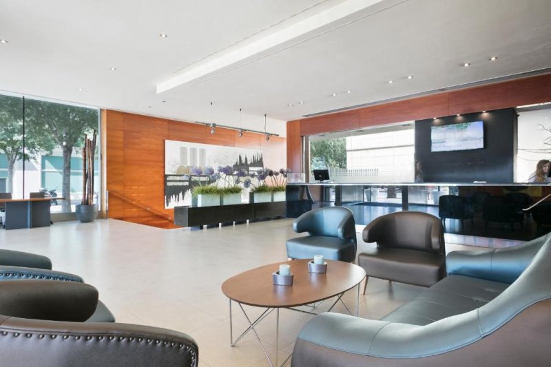 Barcelona utazás Hotel Front Maritim