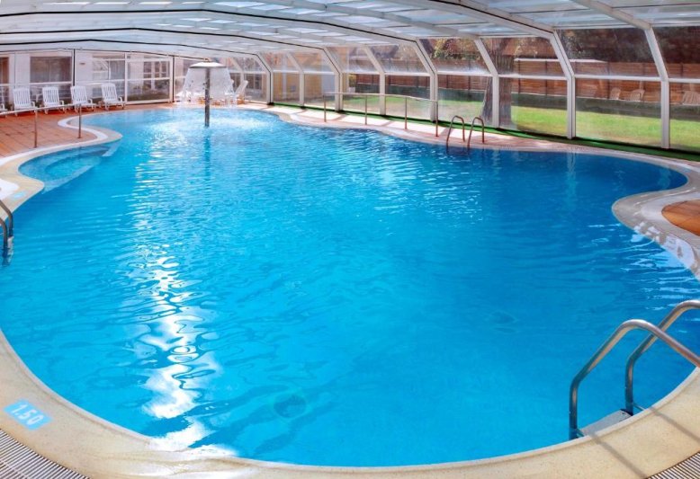 Costa Brava Lloret de Mar utazás Hotel Oasis Park & Spa