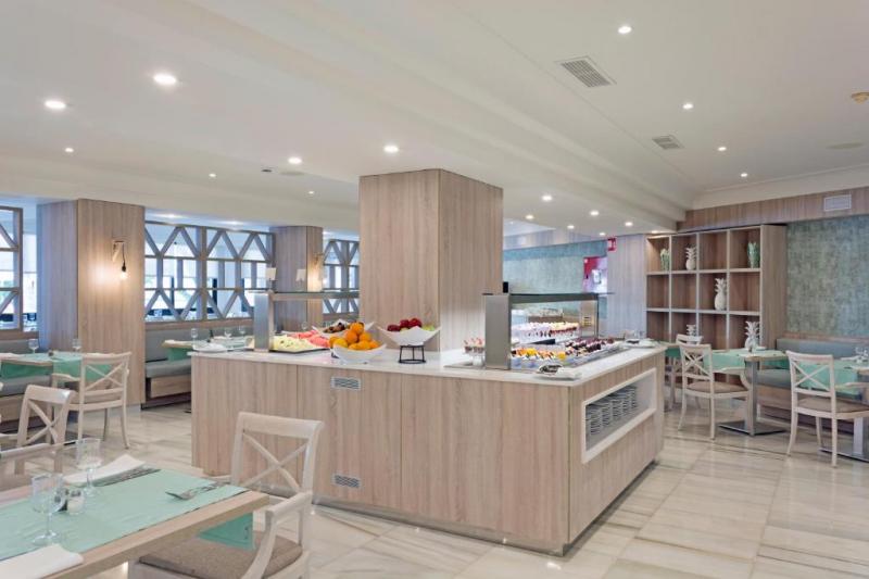 Mallorca Paguera utazás Hotel Palmira Paguera & Suites