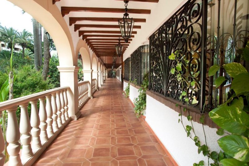 Costa Del Sol utazás Bajondillo Apartamentos