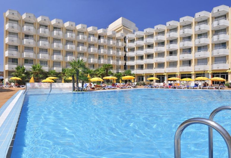 Hotel GHT Oasis Tossa & Spa Costa Brava