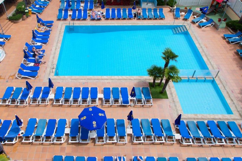 Costa Brava utazás Hotel GHT Oasis Tossa & Spa