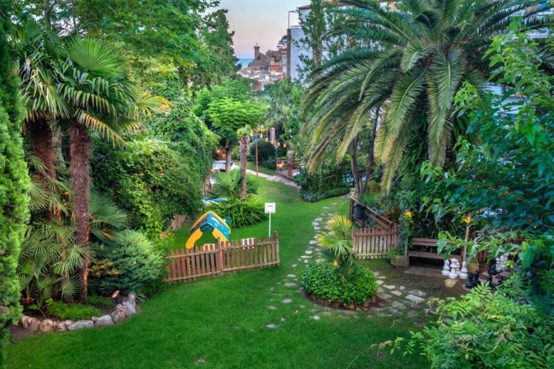 Costa Brava utazás GHT Neptuno Tossa& Venus Spa