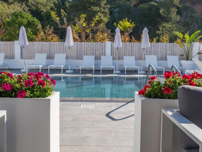 Costa Brava utazás Hotel Golden Menuda