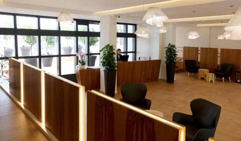 Costa Brava utazás Hotel Golden Menuda