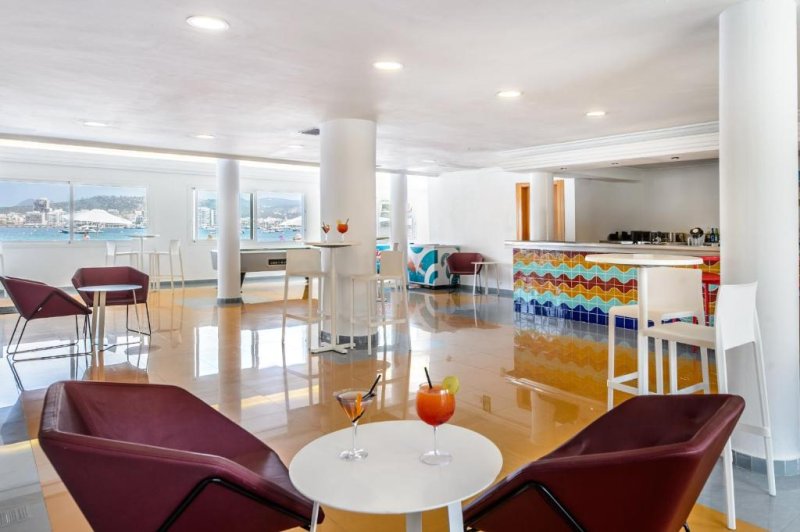 Ibiza utazás Hotel S Estanyol