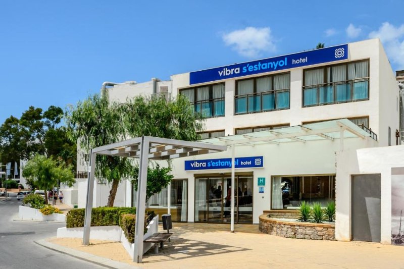 Ibiza utazás Hotel S Estanyol