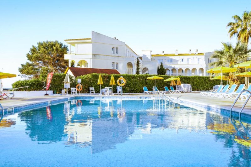 Menorca utazás Globales Cala'n Bosch