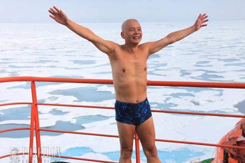 Atomjégtörövel az Északi-sarkra körutazás