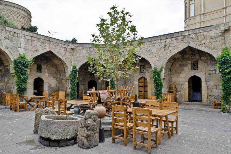 Baku, A kaszpi Dubai és Azerbajdzsán Legszebb Tájai körutazás