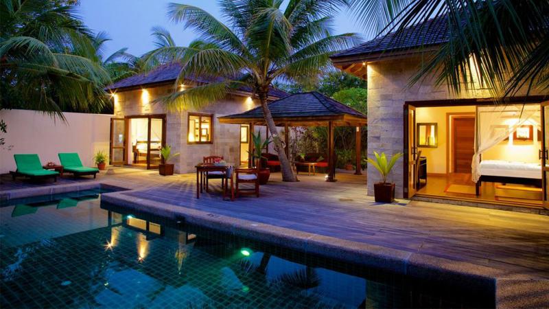Szilveszter - Kuredu Island Resort & Sangu Water Villas