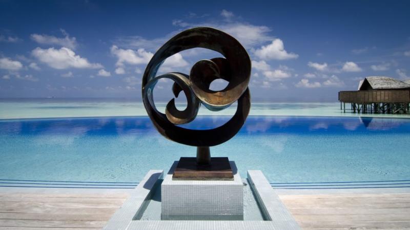 Maldív-szigetek Szilveszter utazás Lily Beach Resort & Spa Huvahendhoo