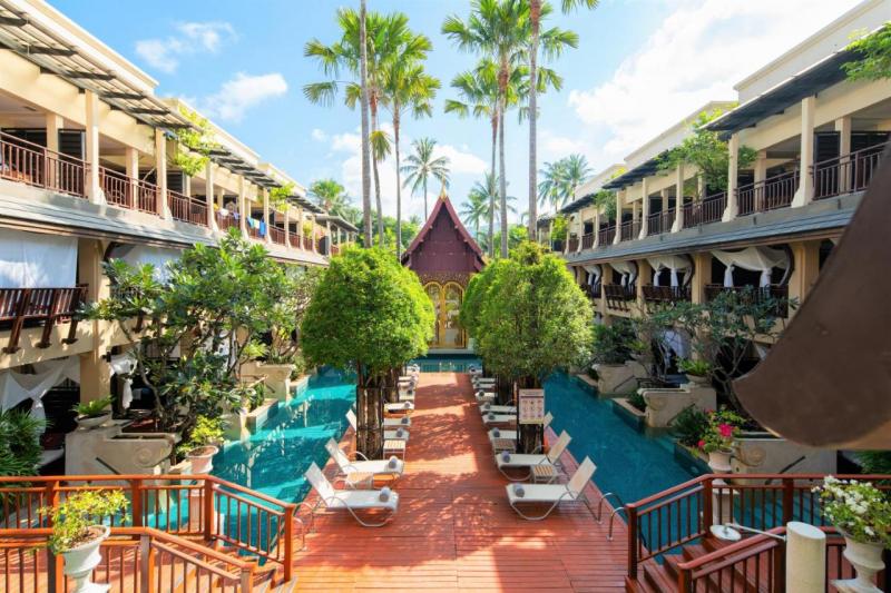 Phuket utazás Burasari Resort Hotel