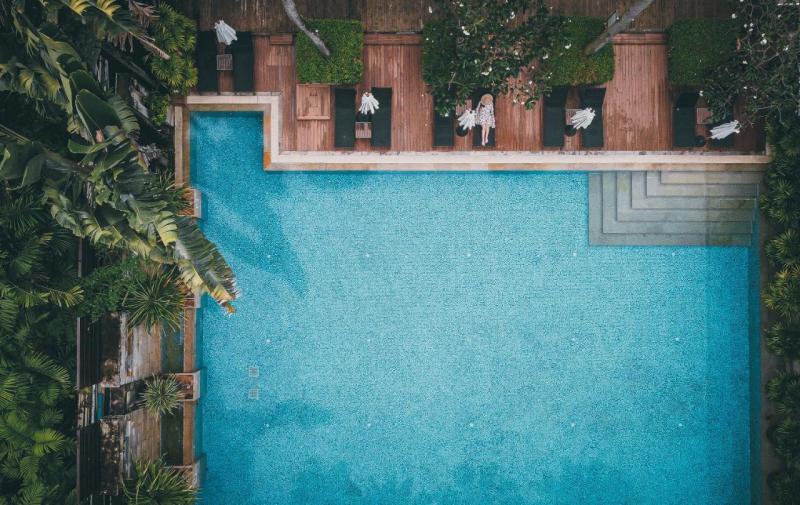 Phuket utazás Burasari Resort Hotel