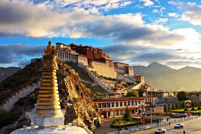 Dél-Kína és Tibet Körutazás – A Pandáktól A Világ Tetejéig