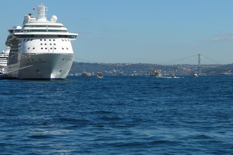 Isztambul és A Boszporusz A Nemzetközi Tulipán Fesztivál Idején