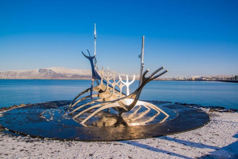 IZLAND - Jégmezők, Gejzírek, Zuhatagok és Fjordok Szigete