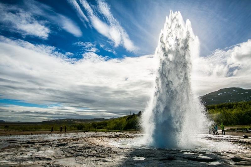 IZLAND - Jégmezők, Gejzírek, Zuhatagok és Fjordok Szigete