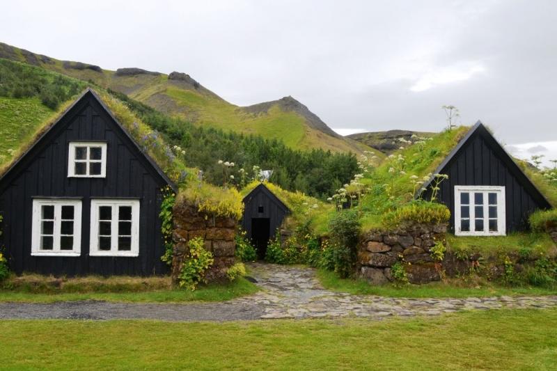 IZLAND - Jégmezők, Gejzírek, Zuhatagok és Fjordok Szigete