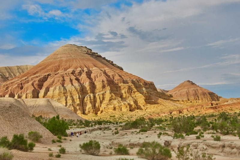 Kazahsztán és Kirgizisztán Turán és A Tien-san Földje