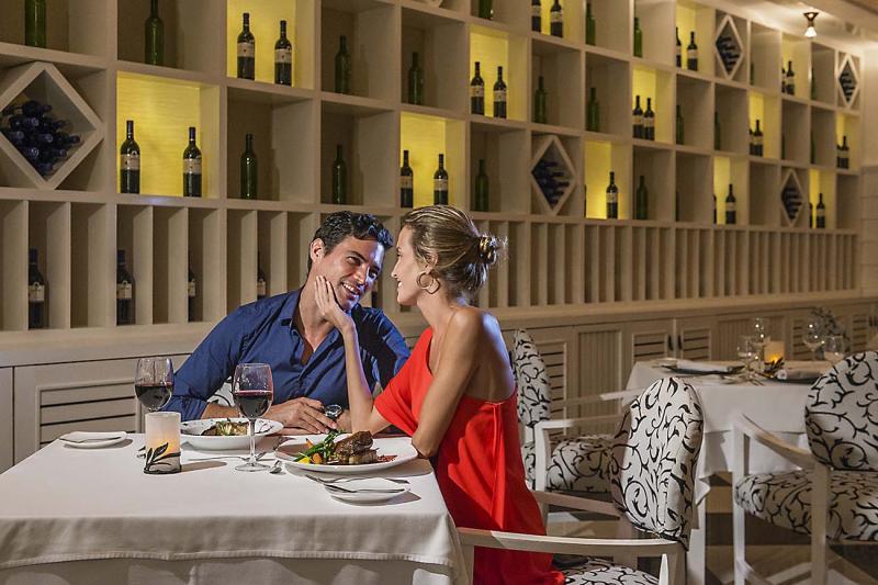 Mexikó utazás Ocean Maya Royale By H10