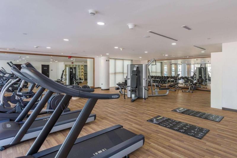 Dubai utazás Wyndham Dubai Marina