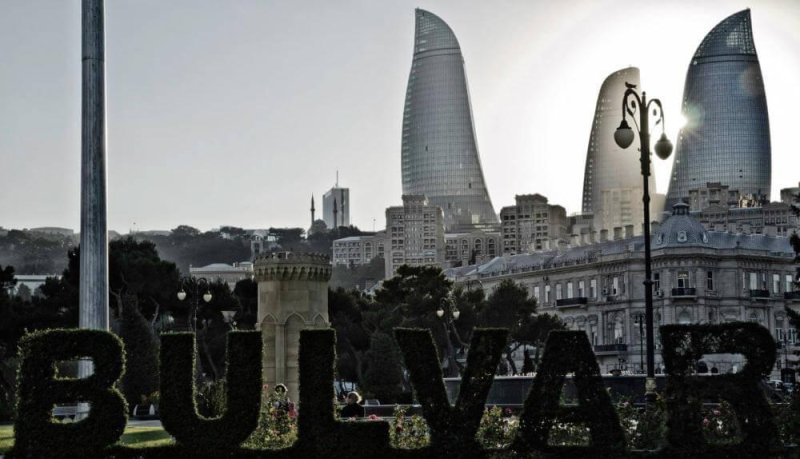 A Kaukázus 1001 színű szőnyege