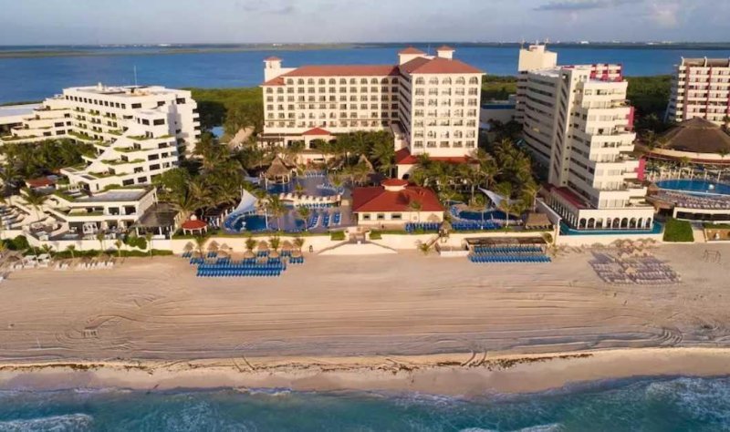 Mexikó utazás utazás GR Solaris Cancun