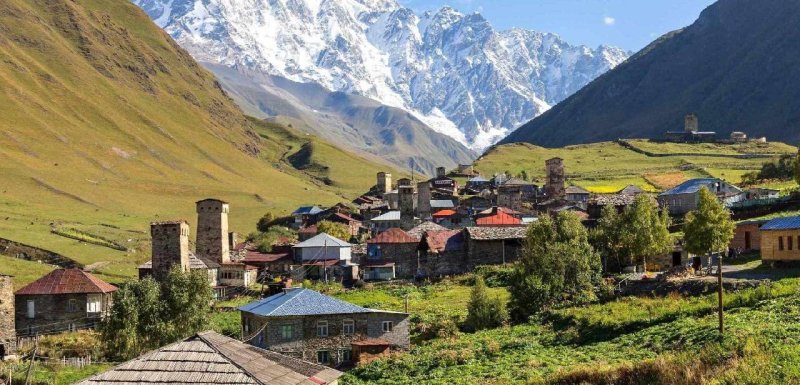 Grúzia hegyei, üdüléssel Batumiban