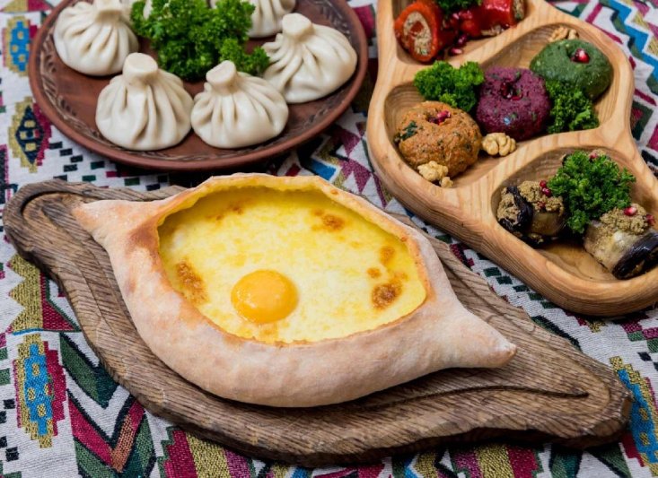 Grúzia hegyei, üdüléssel Batumiban