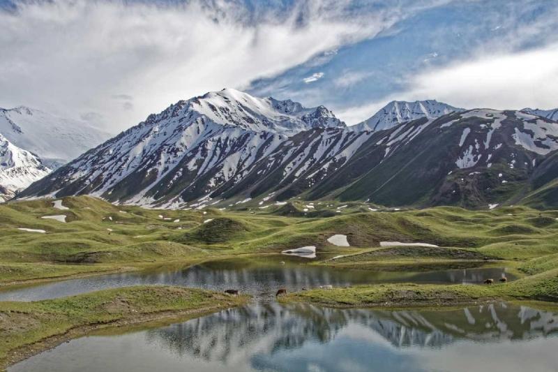 Kazahsztán utazás és Kirgizisztán szállás