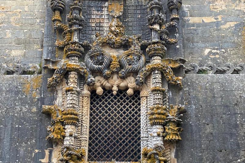 Közép-Portugália Kincsei Lisszaboni Városnézéssel körutazás