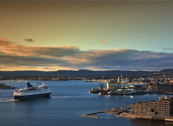 Norvég fjordok tájak és trollok